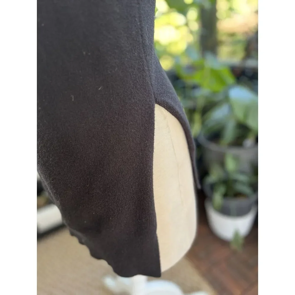 Carmen Marc Valvo Turtleneck Pullover Sweater  Black‎  Sleeveless Viscose XS EUC